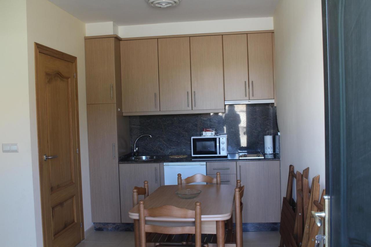 Apartamentos Outeiro Pobra Do Caraminal Eksteriør bilde