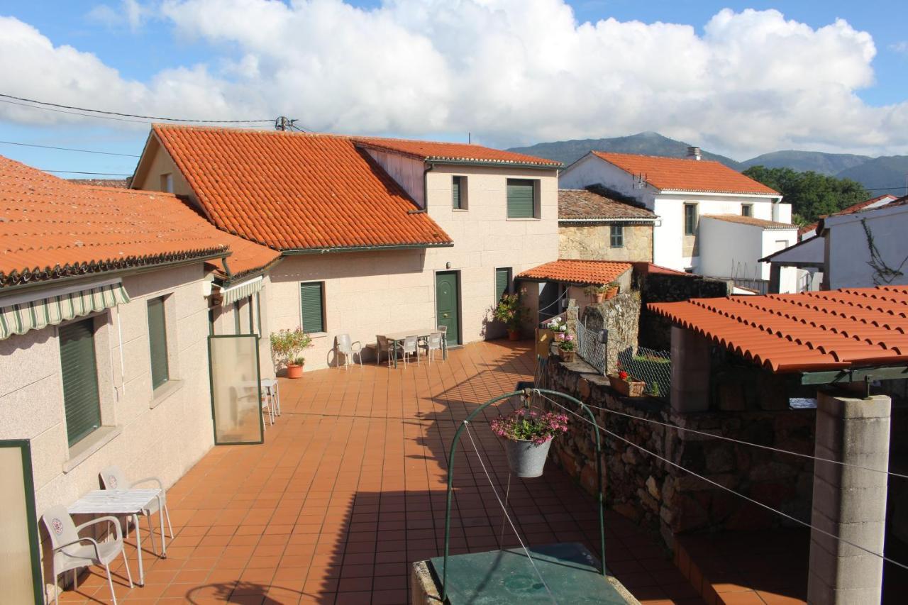 Apartamentos Outeiro Pobra Do Caraminal Eksteriør bilde
