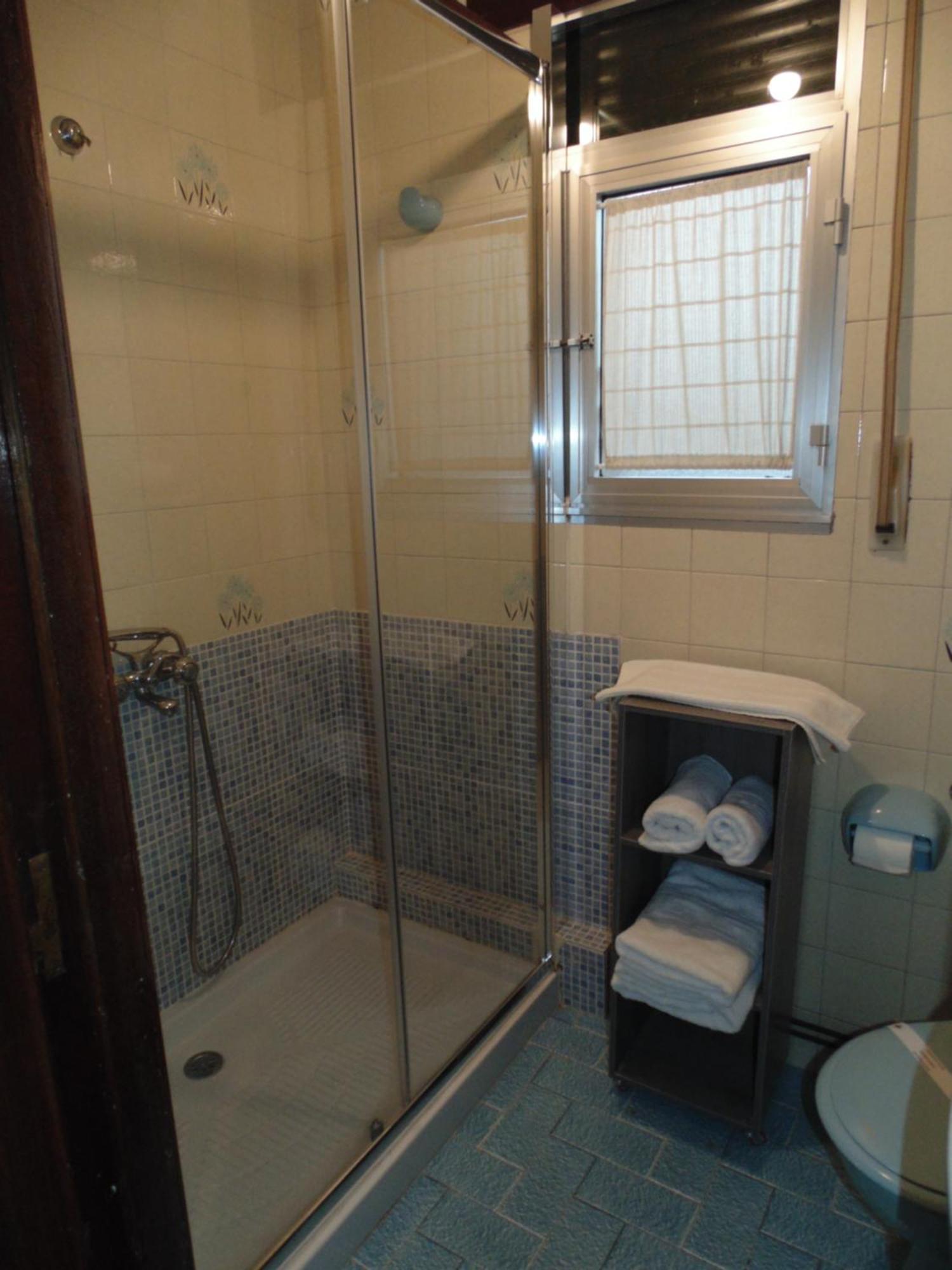 Apartamentos Outeiro Pobra Do Caraminal Eksteriør bilde